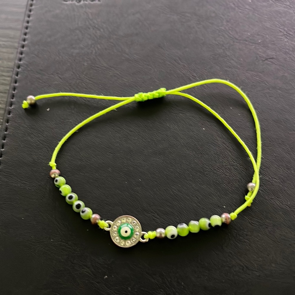 NEW green evil eye adjustable bracelet